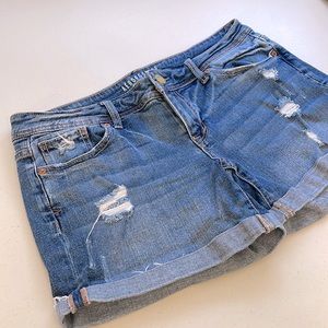 Aeropostale Boyfriend cut Short  Women’s size 8 Blue Denim